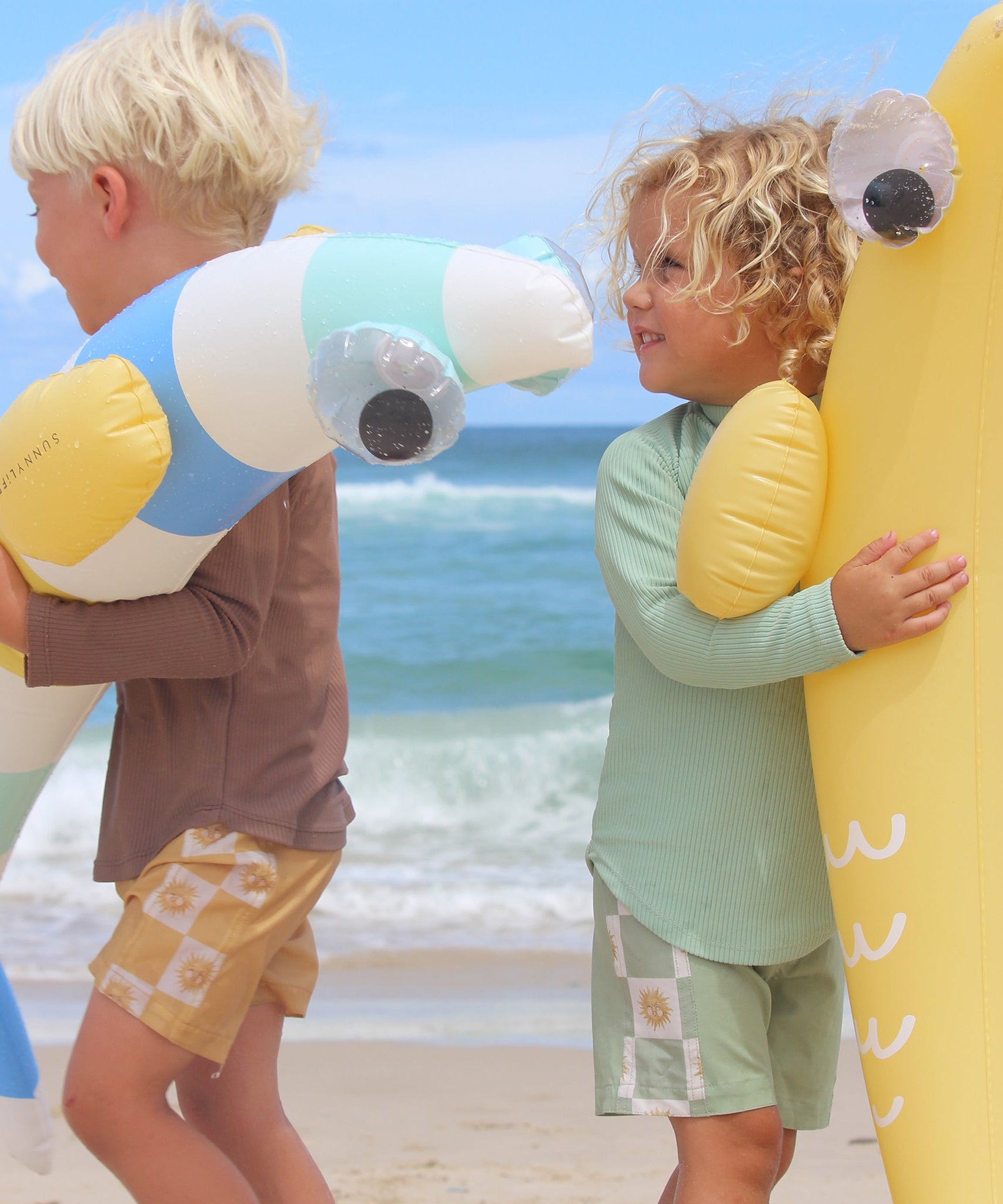 Sunnylife - باليك فين عائم بحري ومسبح للسباحة