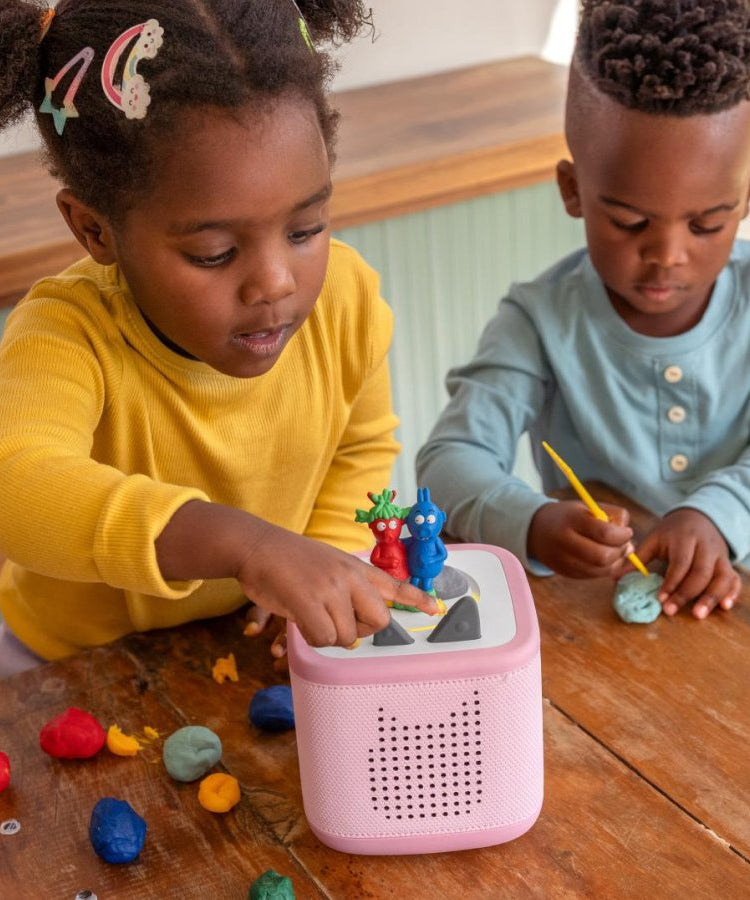 Tonies - شخصية صوتية باللغة الإنجليزية جوليا دونالدسون سميدلر وسمولار