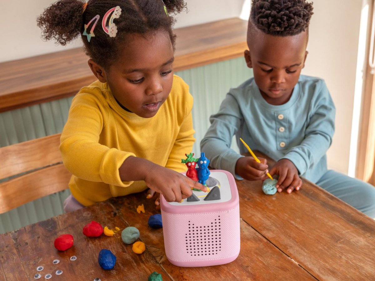 Tonies - شخصية صوتية باللغة الإنجليزية جوليا دونالدسون سميدلر وسمولار