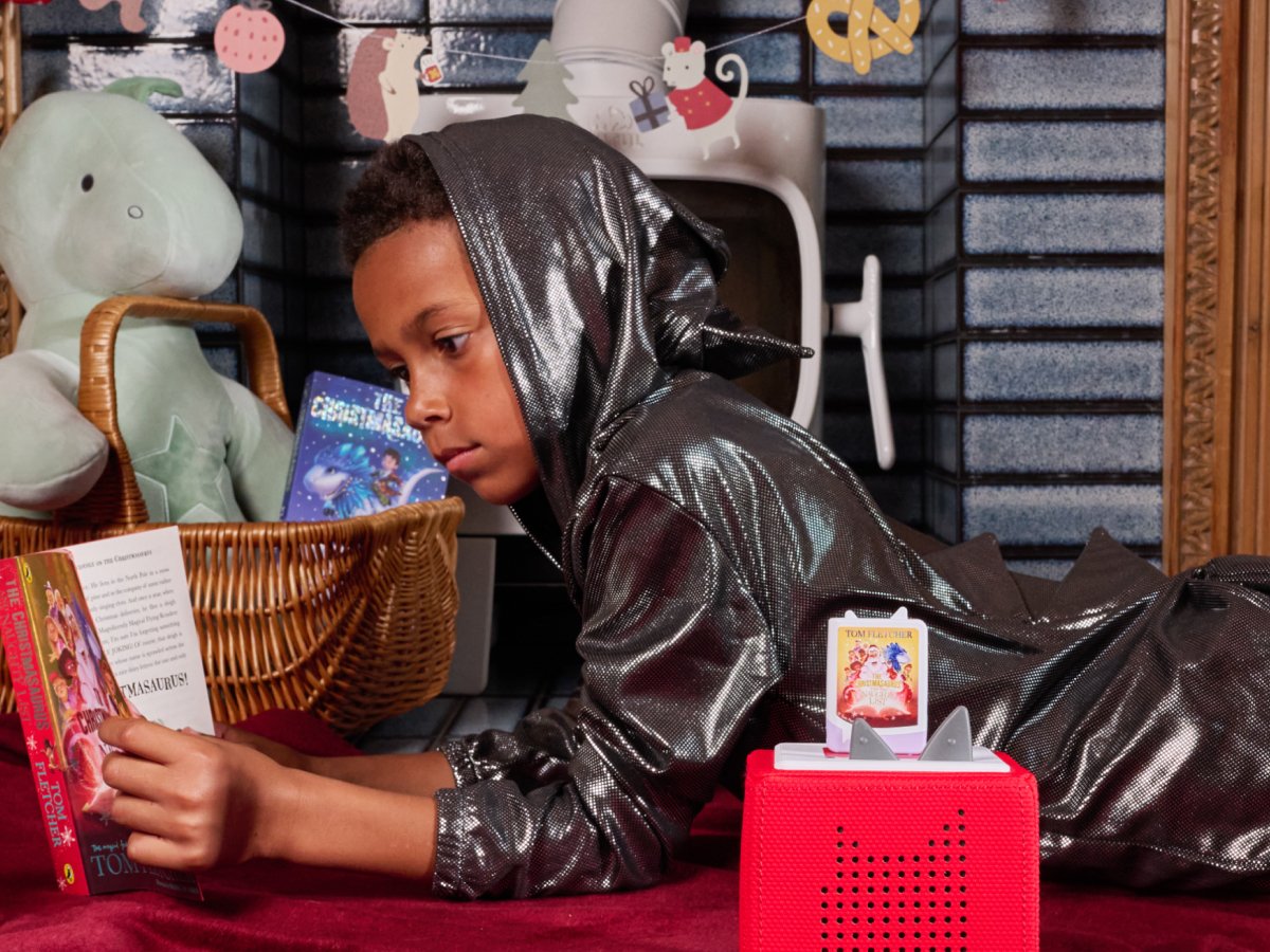 Tonies - توم فليتشر كريسماسوراس وقائمة المشاغبين أغنية شخصية صوتية باللغة الإنجليزية